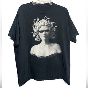 Medusa Greek Mythology T-Shirt Size XL